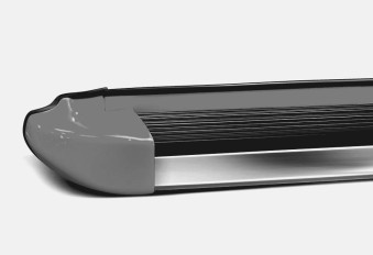 Estribo Padrão 11/ Prata Rhodium - L-200 Triton*