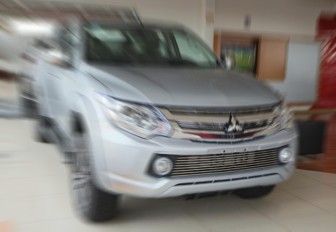 Sobre Grade L-200 Triton Sport 17/ Flat 1pç