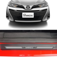 Soleira Resinada Yaris18/ 4P Carbono