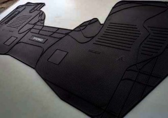 Tapete Personalizado PVC Iveco Daily 08/ Preto 1Pç
